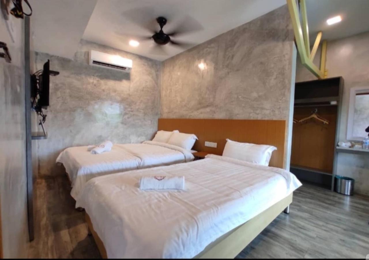 Rick Resort Телук-Интан Экстерьер фото